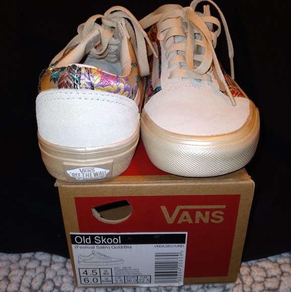 Shoes - Picture 3 of 5